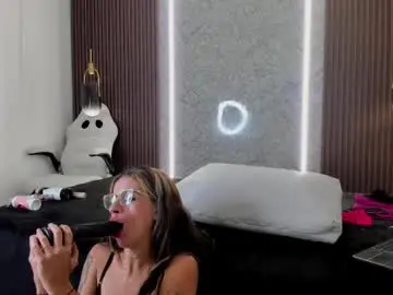 Chaturbate Watch Live Sex Cams of maye_wells_