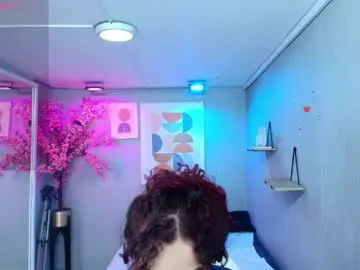 Chaturbate Live Sex Cam of maggy_t18