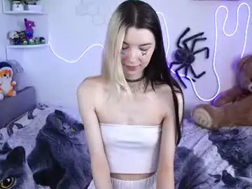 Chaturbate Watch Live Sex Cams of emmie_everly
