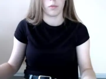 Chaturbate Adult Video Chat of love_vivian