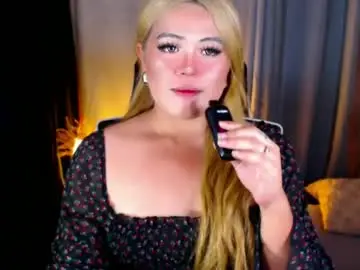 Chaturbate Nude Webcam of venus_colly