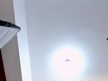 Chaturbate Free Live Porn of almastoneee