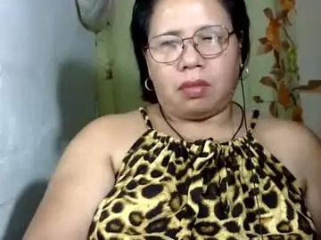 Chaturbate Watch Live Sex Cams of hottycrissy4u