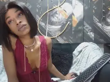 Chaturbate Sex Cam of lilmissbaddiexxx