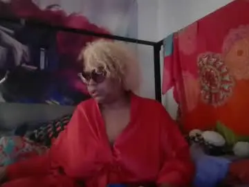 Chaturbate Best live sex cam show of ebonydezire00
