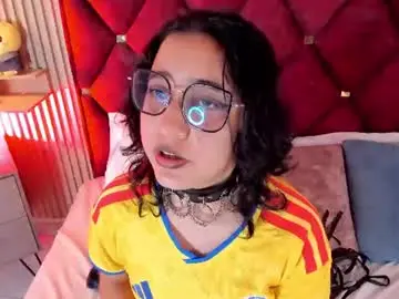 Chaturbate Best live sex cam show of kirivelvet