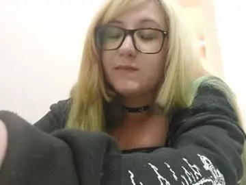 Chaturbate Adult Video Chat of shondrapisani