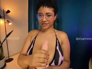 Chaturbate Free Porn Cam of allygonzalez18