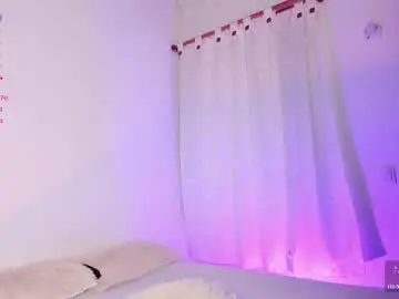 Chaturbate Live Porn of adara_evanss