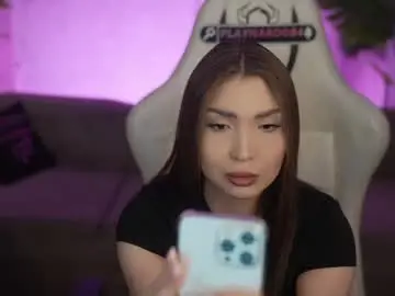 Chaturbate Live Sex Cam of bright_diamonds_054