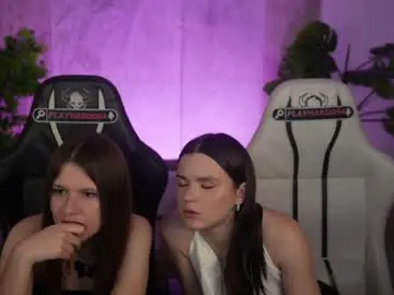 Chaturbate Watch Live Sex Cams of bright_diamonds_054