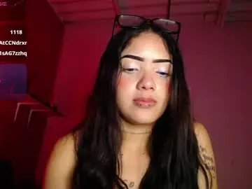 Chaturbate Adult Video Chat of kira_milk1