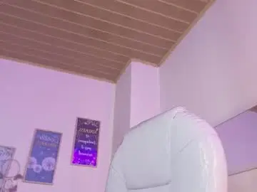 Chaturbate Nude Webcam of miia_thompson_1