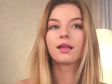 Chaturbate Free Porn Cam of my_little_pollly