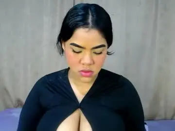 Chaturbate Live Sex Cam of honeypussy3021