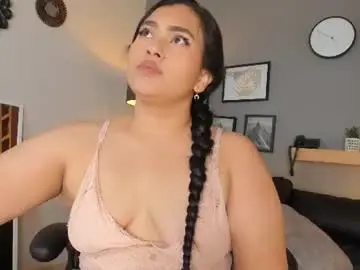 Chaturbate Live Sex Cam of lu_swift