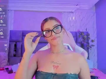 Chaturbate Free Porn Cam of zhararousse
