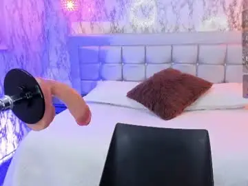 Chaturbate Live Sex Cam of lyen_rae_