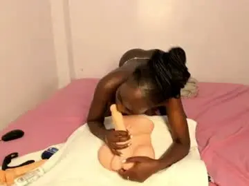Chaturbate Free Live Porn of lisa_reed3