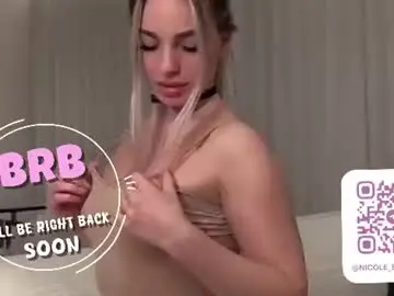 Chaturbate Live Sex Cam of nicole_blueberry