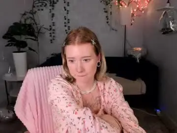 Chaturbate Best live sex cam show of elira_vane
