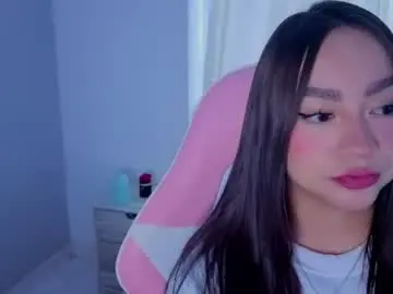 Chaturbate Live Sex Cam of lyavalmont