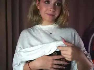 Chaturbate Free Live Porn of ceceliapidcock