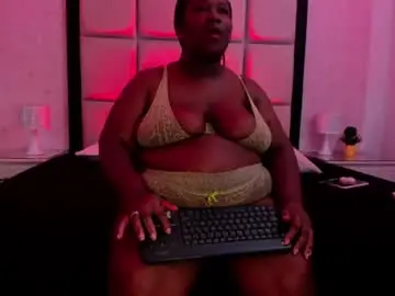 Chaturbate Live Sex Cam of treisyvixen