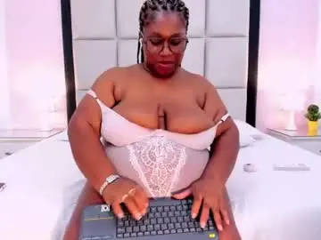 Chaturbate Live Sex of treisyvixen