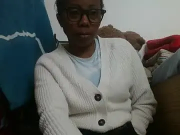 Chaturbate Watch Live Sex Cams of aicha_boobs