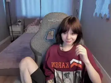 Chaturbate Sex Cam of loly_cuttie