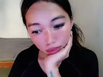 Chaturbate Live Sex of petite_mary69