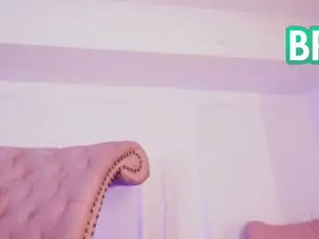 Chaturbate Nude Webcam of luciana_roa