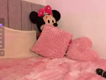 Chaturbate Live Sex of jazmiin_33