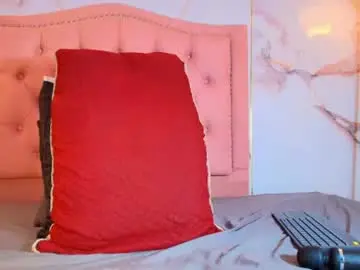 Chaturbate Live Sex Cam of alyathompson