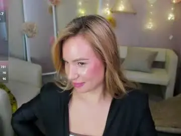 Chaturbate Watch Live Sex Cams of _bellaclark