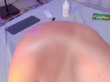 Chaturbate Private Sex Chat of missjuliaa_