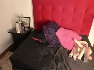 Chaturbate Nude Webcam of estrellasmmith