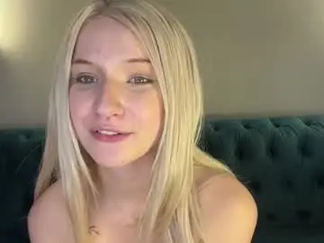 Chaturbate Free Live Porn of ulalittlepage