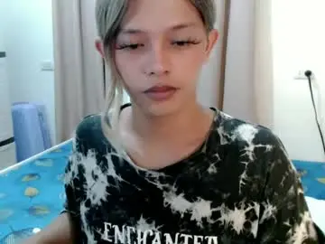 Chaturbate Live Porn of kendra_lunaxx