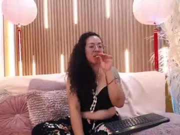 Chaturbate Nude Webcam of velvet_curly