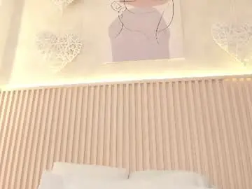 Chaturbate Best live sex cam show of daiana_curly