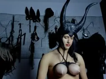 Chaturbate Nude Webcam of evil_sammy