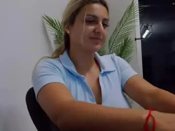 Chaturbate Live Sex Cam of playfulnicole