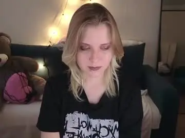 Chaturbate Live Sex of viki_charm