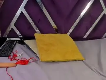 Chaturbate Sex Cam of kiaraht