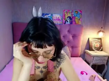 Chaturbate Watch Live Sex Cams of mooncharlotte