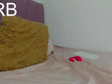 Chaturbate Live Sex Cam of amaia_mendoza