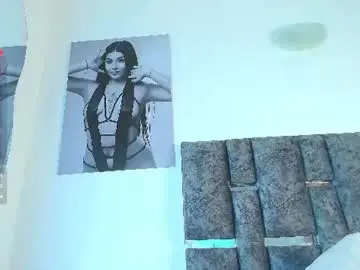 Chaturbate Live Sex Cam of taniamilan