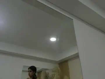 Chaturbate Free Porn Cam of mia__bailey_
